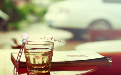 简短的伤感说说 一个字的回答真伤人比如被自己喜欢的人说滚